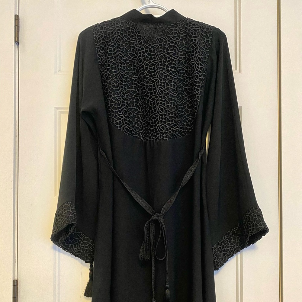 Elegant Black Lace Hijab